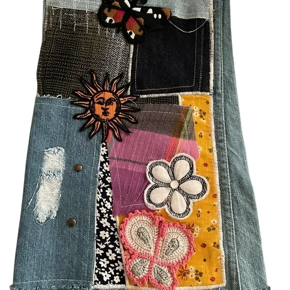 BDG High-Waisted Flare Boho Bliss Outfitters-Patch-Crochet-Embroider size 27 - Picture 10 of 13